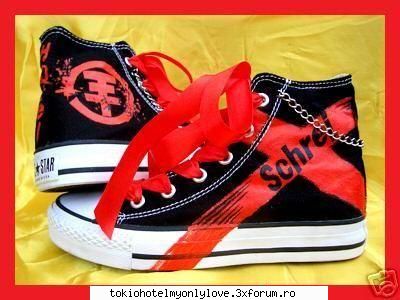 cei mai tari teniis din intreaga schrei :rotfl:  :rotfl:  :rotfl:  :rotfl: tenesii tokio hotel