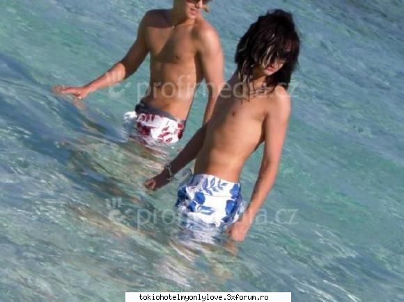 ehh...ce muschi are tomata :nebun: kaulitzii in maldive...